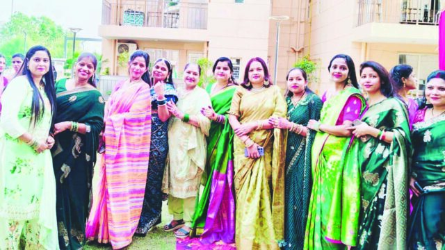 आरओएफ अमलतास सोसायटी भव्यता से मनाया तीज महोत्सव