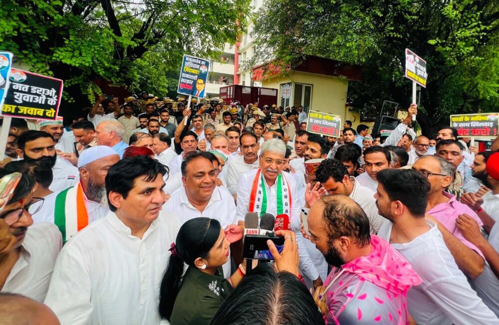 राजनीतिक असहमति को दबाने के लिए पुलिस तंत्र का दुरुपयोग स्वीकार नहीं: राव नरेंद्र 