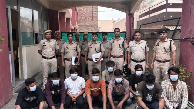 जूतों की दुकान पर बदमाशों का धावा, पुलिस ने नौ आरोपियों को जेल भेजा