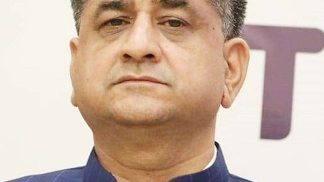 घर से हो सकने वाले काम के लिए दफ्तर आने की जरूरत नहीं: दीपक मैनी