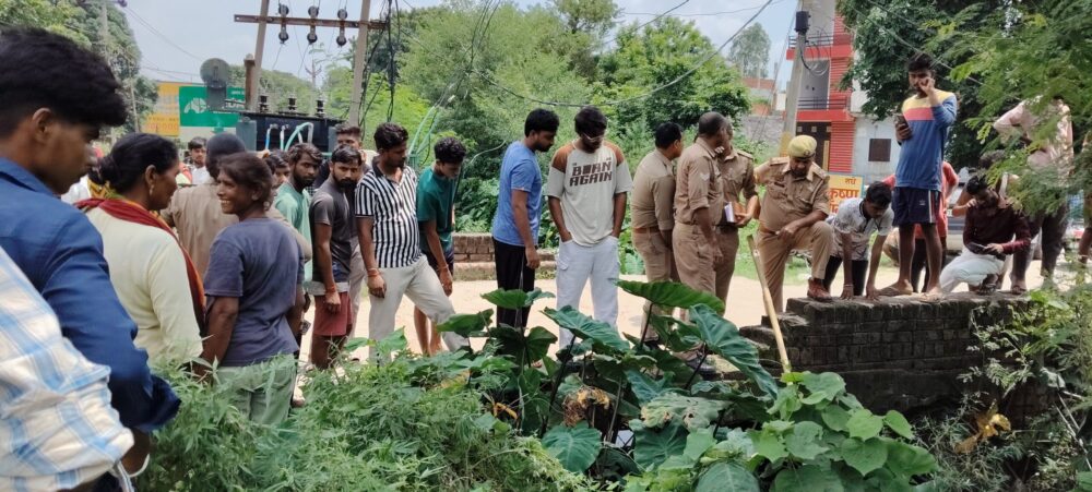 नहर में पड़ा मिला एक अधेड़ का शव, जांच में जुटी पुलिस 