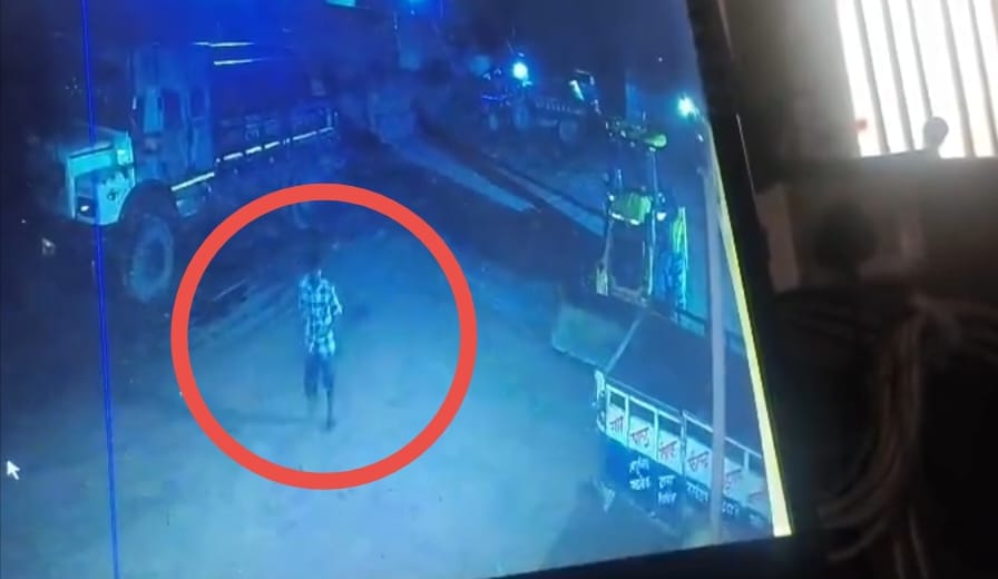 चोरों ने एक रात में दो जगह बोला धावा, घर से लाखों के जेवर और भट्ठे से बैटरियां चोरी
