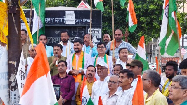 जानकीपुरम में निकली भव्य तिरंगा यात्रा, भारत माता के जयकारों से गूंजा क्षेत्र