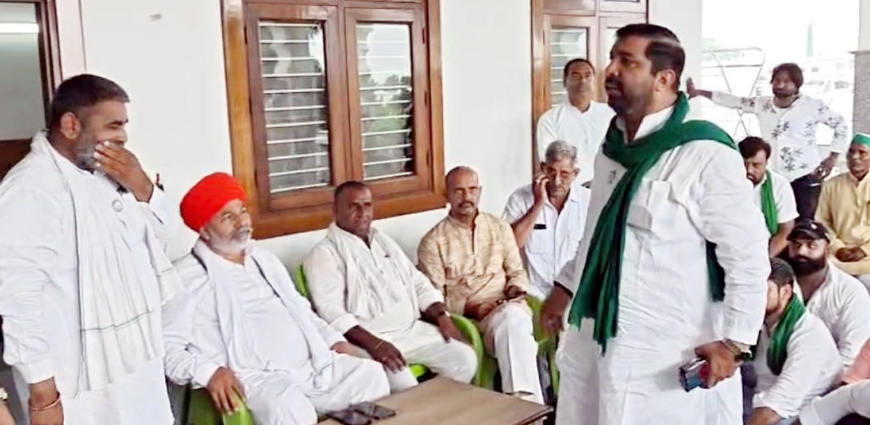 चीनी महंगी तो गन्ने का दाम भी बढ़ाए सरकार : राकेश टिकैत