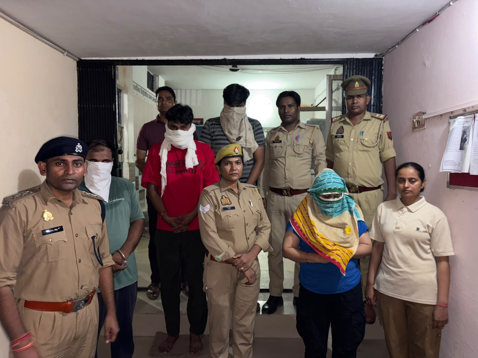 होटल में अनैतिक देह व्यापार की सूचना पर सीओ सिटी ने मारा छापा, तीन युवक और महिला गिरफ्तार