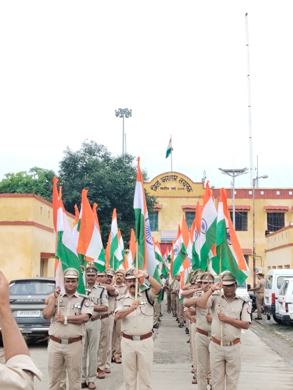 जिला कारागार में निकली तिरंगा यात्रा, भारत माता के जयकारों से गूंजा परिसर