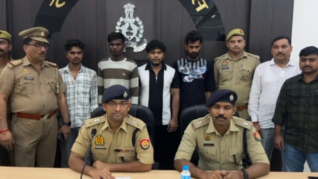 गोसाईगंज में हुई लूट का खुलासा, चार गिरफ्तार
