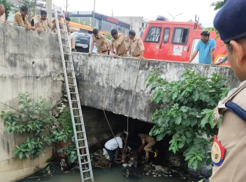 नाले में मिला 40 वर्षीय अज्ञात युवक का शव, पुलिस जांच में जुटी
