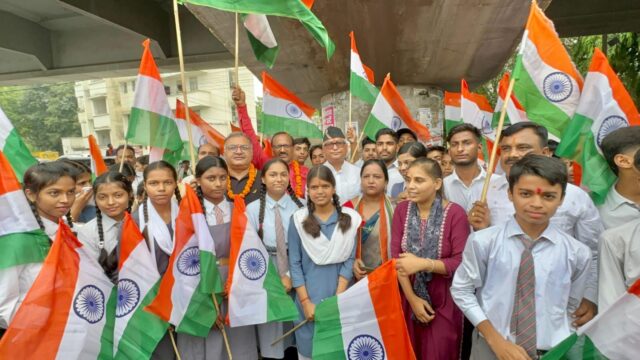 विधायक के नेतृत्व में निकली भव्य तिरंगा यात्रा, गूंजे भारत माता के जयकारे