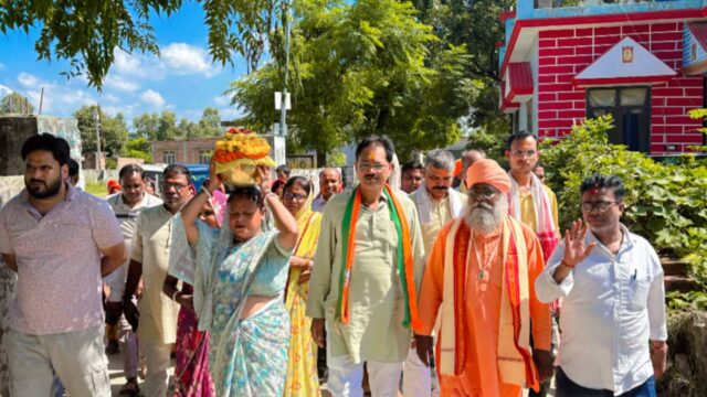पीलीभीत में पावन माटी युक्त कलश वंदन यात्रा का भव्य स्वागत
