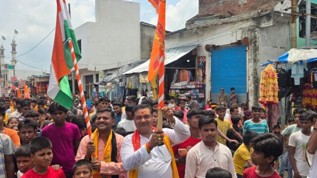 चेयरमैन ने पटका पहनाकर कांवड़ियों को किया रवाना, हर-हर महादेव के जयकारों से गूंजा बरखेड़ापायनियर संवाददाता