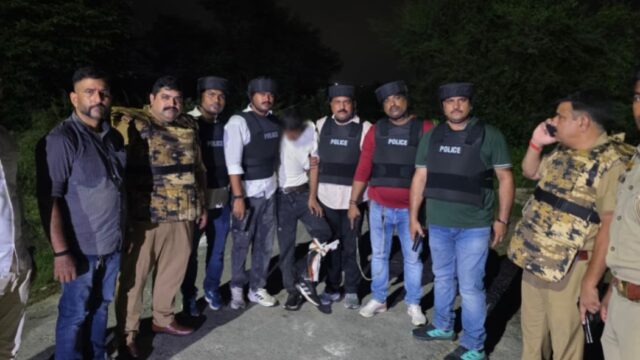 15 हजार के इनामिया वांछित बदमाश को मुठभेड़ में दबोचा