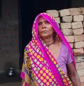 दामाद पर सास को जिंदा जलाने का आरोप, राख से मिलीं हड्डियां और तीन कंगन, हत्या का मुकदमा दर्ज