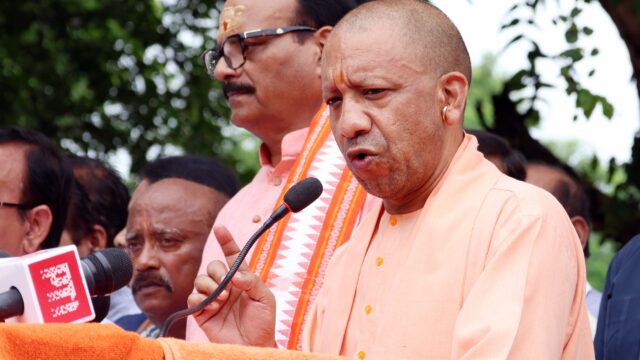 सीएम योगी ने दी नाग पंचमी पर प्रदेशवासियों को हार्दिक बधाई  