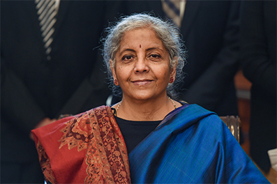 प्रधानमंत्री, केंद्रीय मंत्रियों व अन्य ने वित्तमंत्री सीतारमण को जन्मदिन पर दी शुभकामनाएं