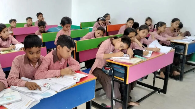 परिषदीय स्कूलों में आज से शुरू होंगी सत्रीय परीक्षाएं