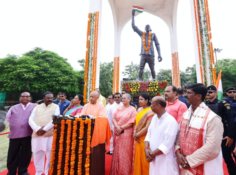 अमर शहीद गुलाब सिंह लोधी ने कम उम्र में तिरंगा फहराकर दी थी शहादत