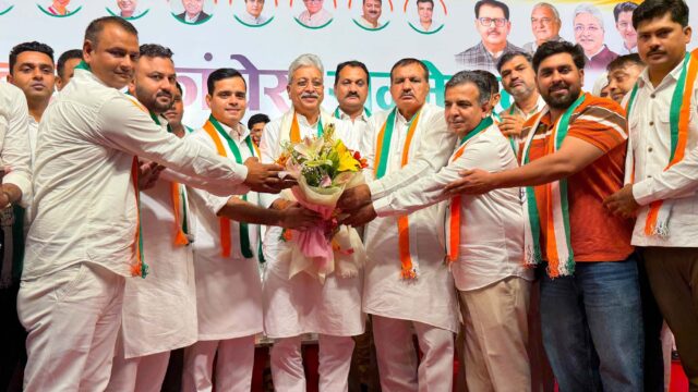 विपक्ष पर एफआईआर लोकतंत्र में अब नहीं चलेगा अत्याचार: संजय दत्त