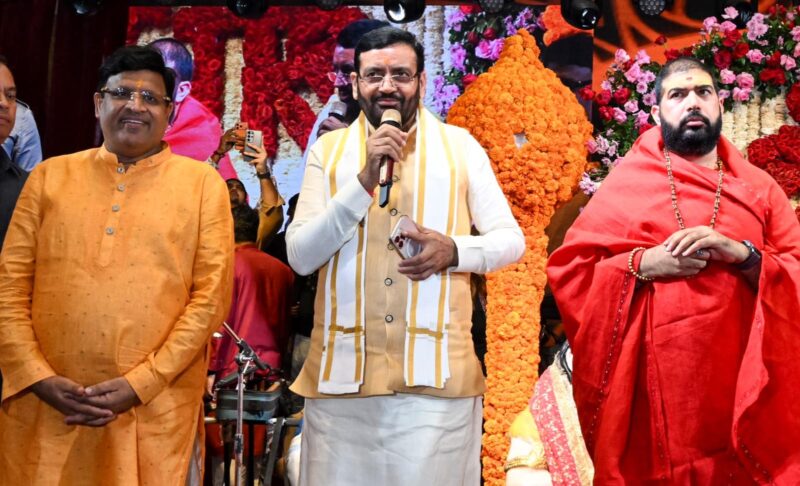 विपुल गोयल के गणपति उत्सव में पहुंचे राज्यपाल और मुख्यमंत्री सैनी