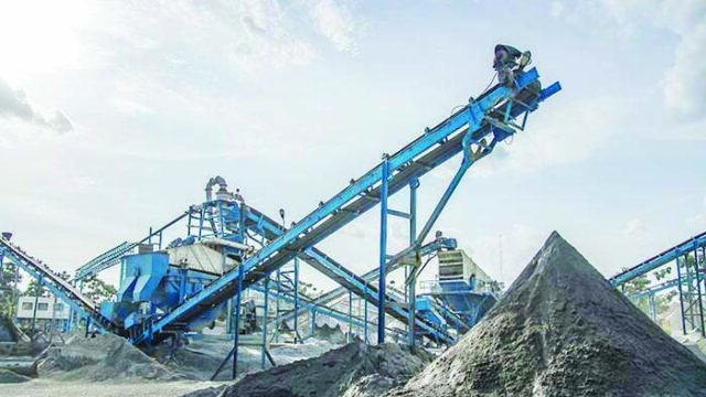 स्टोन क्रेशरों की हड़ताल लंबी खिंची तो मजदूरों पर आएगा रोजी-रोटी का संकट