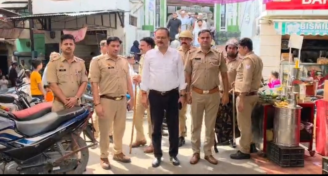 सहारनपुर में मस्जिद ध्वस्तीकरण के बाद कैराना में रहा अलर्ट, सकुशल अदा की गई जुमे की नमाज