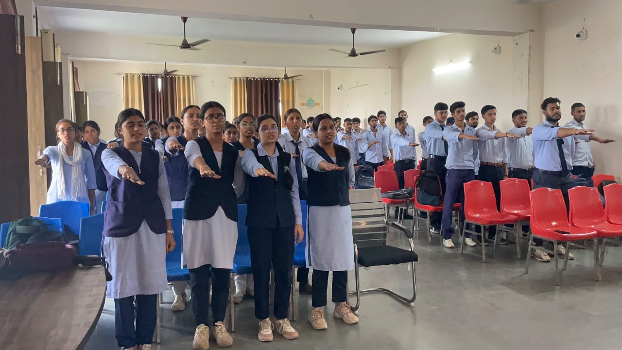 संतुलित आहार से ही स्वस्थ जीवन की मजबूत नींव