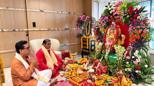 कुलदीप माइती द्वारा आयोजित भव्य गणेश पूजा में उमड़ा आस्था का सैलाब, बीजेपी के दिग्गज नेताओं ने की शिरकत