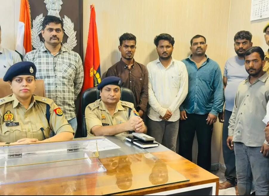 चारबाग में अंतरराज्यीय जेबकतरा गिरोह का पर्दाफाश,पांच गिरफ्तार
