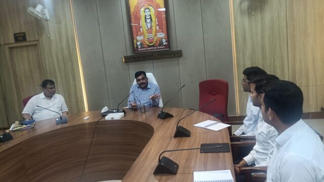 शिक्षक निर्वाचन को लेकर तैयारियां तेज, मतपेटियों की होगी जांच और मरम्मत
