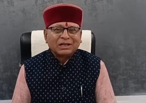 कमीशनखोरी के आरोपों पर घिरे मंत्री खजान दास  भाजपा नेताओं ने किया प्रदर्शन, योजनाओं में गड़बड़ी के लगाए आरोप