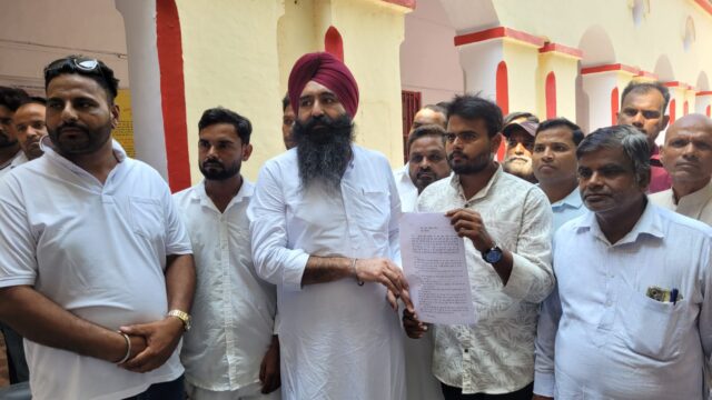 विधायक पर गाली-गलौज और समर्थक को थप्पड़ मारने का आरोप