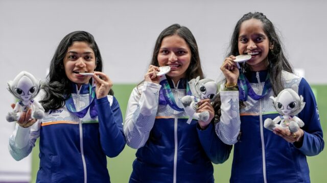 एशियाई खेलों में भारत का शानदार आगाज, इलावेनिल के रजत पदकों और सुचिका के एमएमए सफर ने बढ़ाया रोमांच