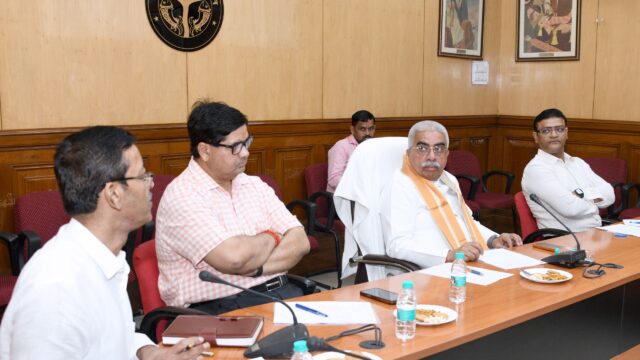 बुनकरों को सरकारी खरीद के माध्यम से मिलेगा स्थायी बाजार और रोजगार