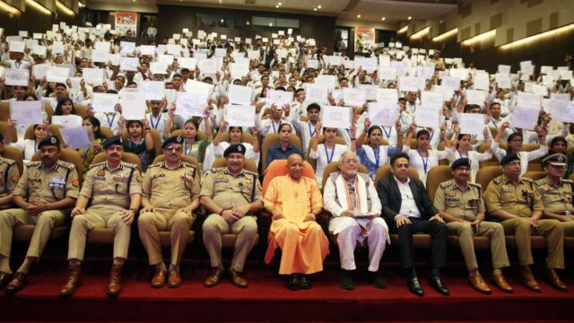 नियुक्ति पत्र पाकर खिले अभ्यर्थियों के चेहरे, बोले- बिना सिफारिश मिली नौकरी