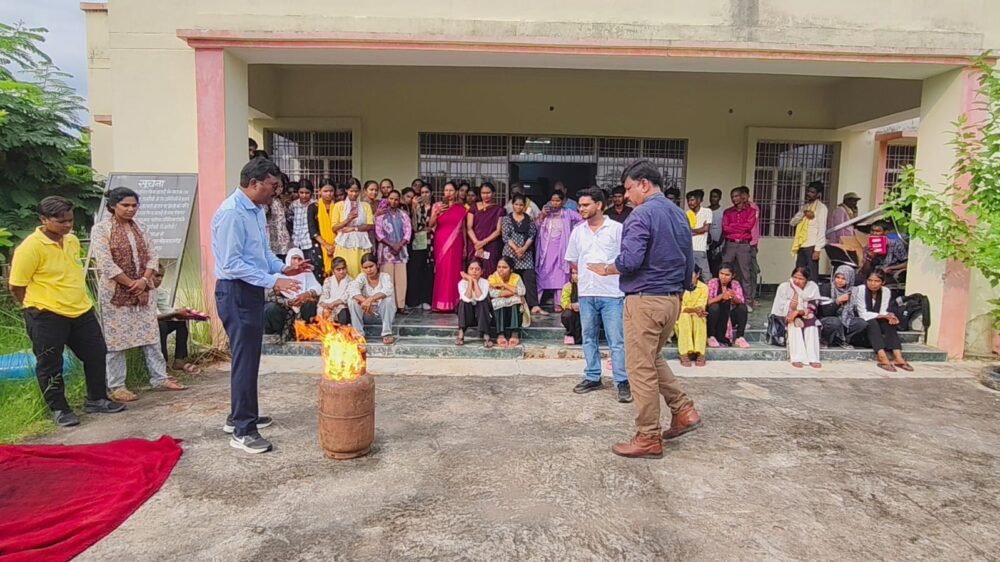 आपदा में सूझबूझ व प्रशिक्षण से बचाई जा सकती है जान