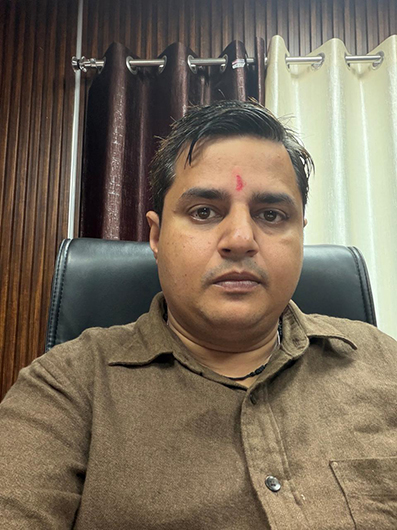 मयंक तिवारी ने लोक निर्माण विभाग के अधिशासी अभियंता के पद का संभाला कार्यभार
