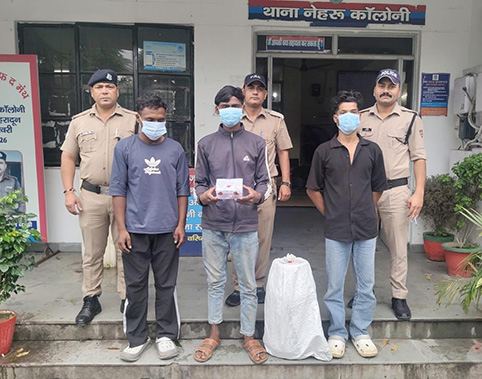 नशे की लत पूरी करने के लिए बंद मकान में की नकबजनी, तीन गिरफ्तार