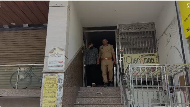 लखनऊ में फर्जी कॉल सेंटर का भंडाफोड़, US नागरिकों से करोड़ों की ठगी का आरोप; 16 लोग हिरासत में