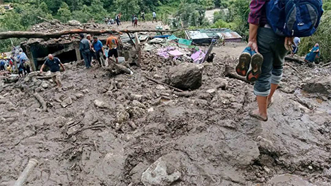 एक साल बाद भी नहीं भरी नंदानगर आपदा की टीस